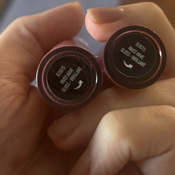 bareMinerals Must Have Gloss Brilliant 93625 - Picture 2 of 2